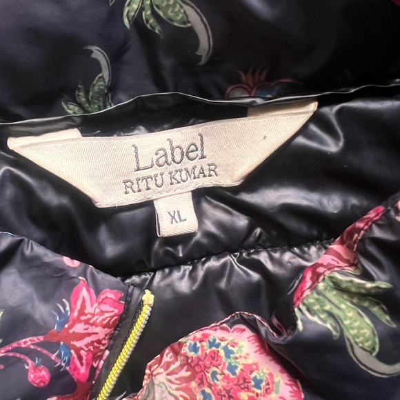 Ritu Kumar Black Floral Puffer Jacket - Picture 4 of 4